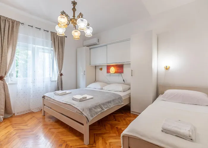 Tinka, No 3 Gasthof 3*