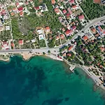 Tinka, No 3 3* Starigrad Paklenica